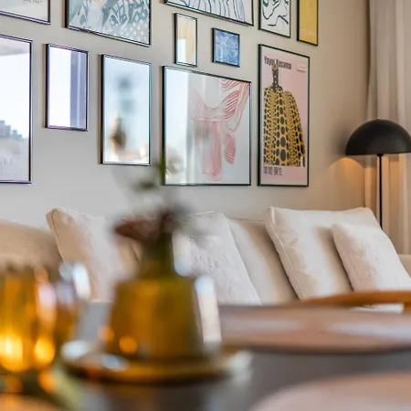 Apartment Inf34i - Modern & Bright *