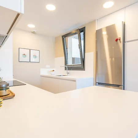 Apartment Inf34i - Modern & Bright